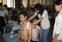 鎖骨骨折の固定法の指導